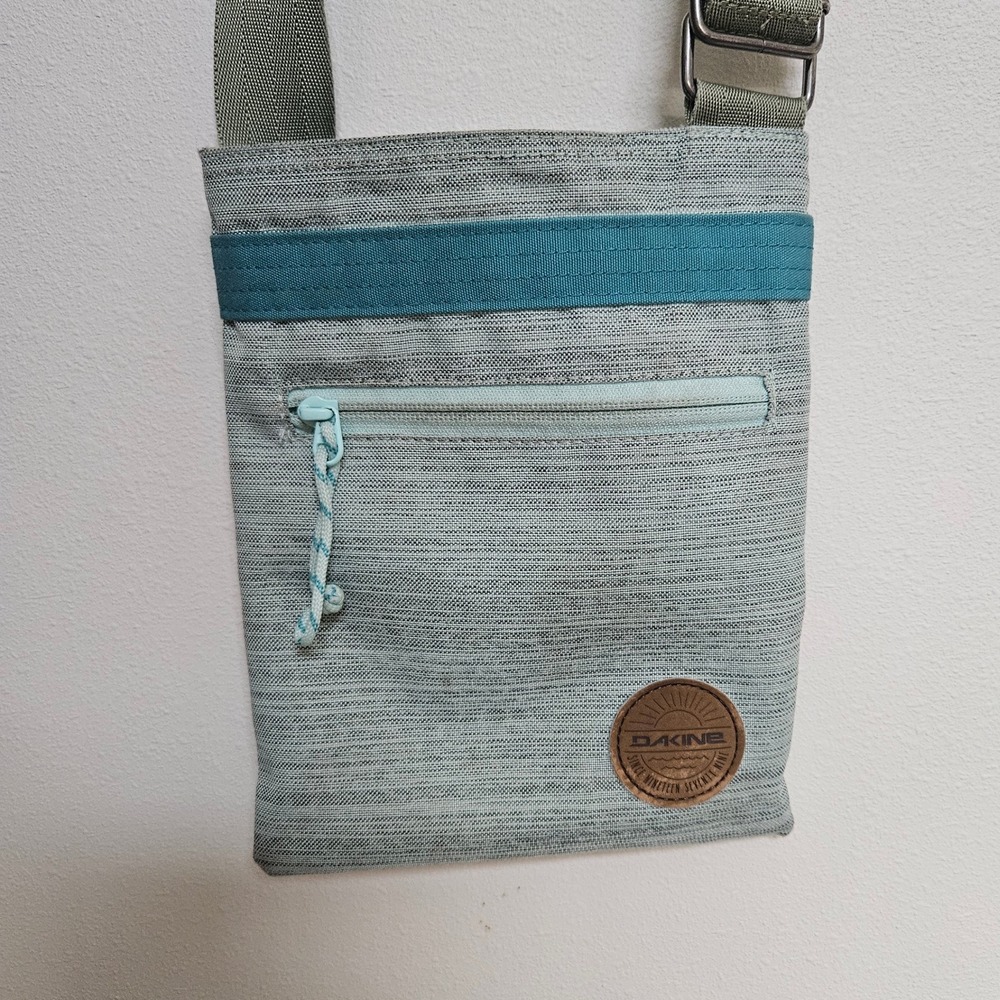 Dakine Jive Crossbody Bag Mini Travel Purse Blue Grey Woven Adjustable Strap